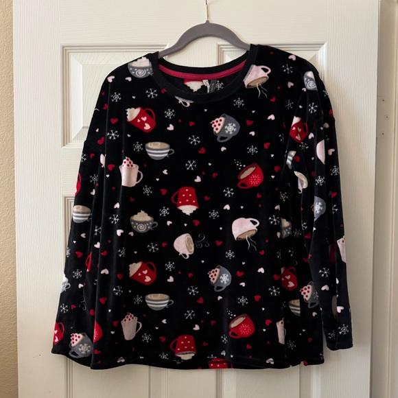 Jacklyn Intimates - Cozy Black Pajamas with Cocoa Cup Pattern - Picture 3 of 7